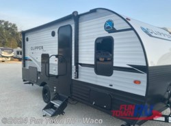  Used 2022 Coachmen Clipper Ultra-Lite 182DBU available in Hewitt, Texas