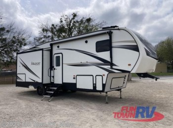 Used 2019 Forest River Wildcat 290RL available in Hewitt, Texas