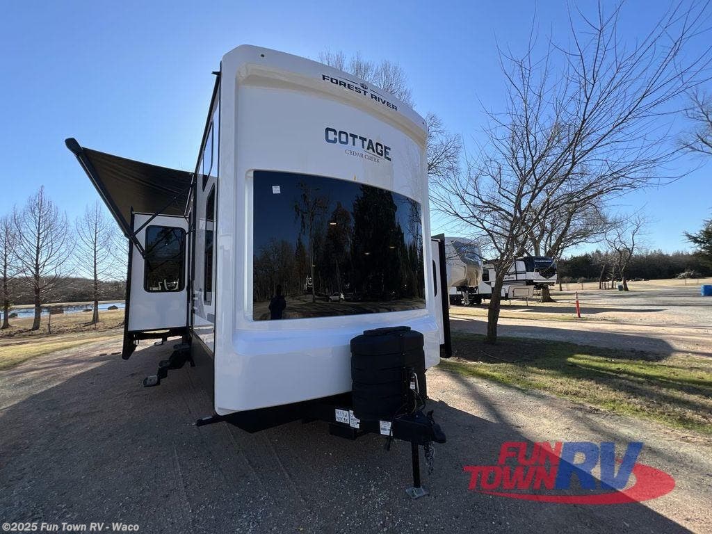 New 2025 Forest River Cedar Creek Cottage 40CBK available in Hewitt, Texas