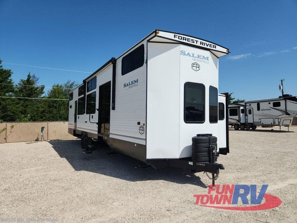 New 2026 Forest River Salem Grand Villa 42ICE available in Hewitt, Texas