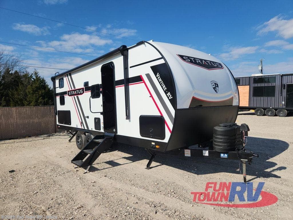 New 2026 Venture RV Stratus SR211VBH available in Hewitt, Texas
