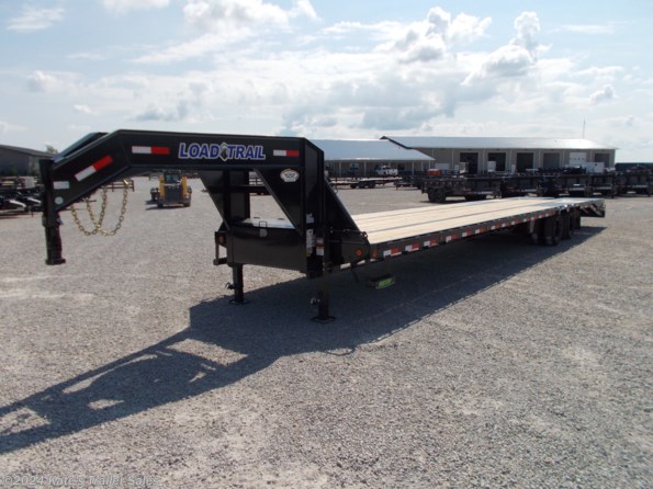 2022 Load Trail 102X40' Gooseneck Trailer 24K  Max Ramps available in Arthur, IL