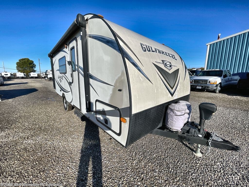 Used 2017 Gulf Stream Gulf Breeze Ultra Lite 19 FMB available in Delaware, Ohio