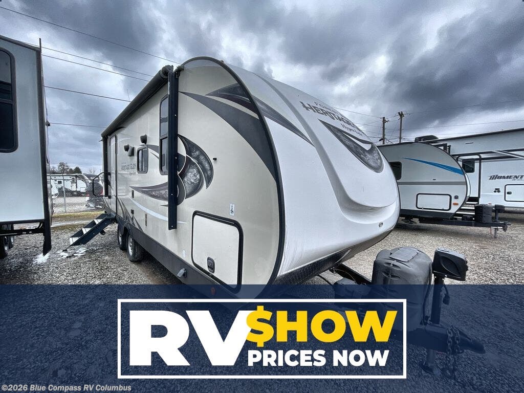 Used 2019 Forest River Wildwood Heritage Glen Hyper-Lyte 22RBHL available in Delaware, Ohio