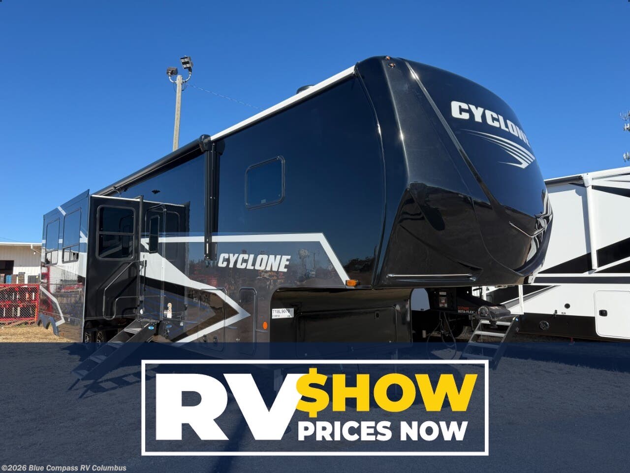 New 2026 Heartland Cyclone 3914 available in Delaware, Ohio