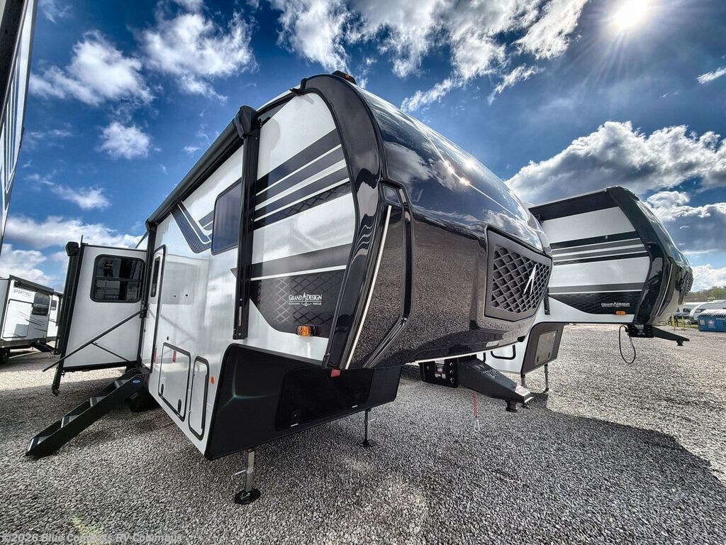 New 2026 Grand Design Reflection 303RLS available in Delaware, Ohio