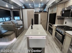New 2024 Keystone Montana High Country 381TB available in St Louis, Missouri