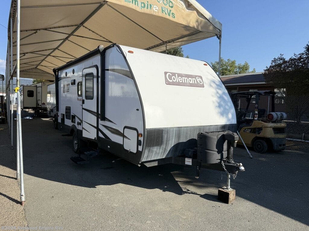 Used 2021  Dutchmen Coleman Light LX 1855RB by Dutchmen from Redwood Empire RVs in Ukiah, CA