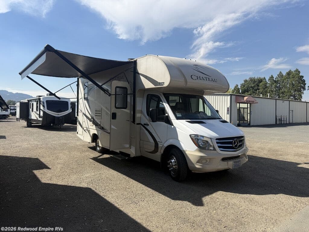 Used 2017  Thor Motor Coach Chateau Sprinter 24HL by Thor Motor Coach from Redwood Empire RVs in Ukiah, CA