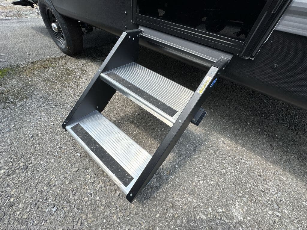 New 2026 Forest River Aurora Light 18BHS available in Bowling Green, Kentucky