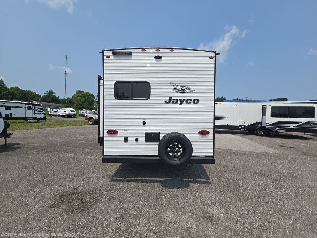 New 2026 Jayco Jay Flight SLX 225MLS available in Bowling Green, Kentucky