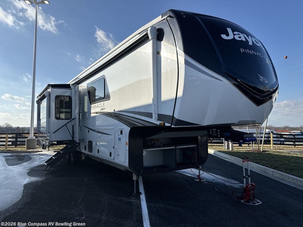 New 2026 Jayco Pinnacle 36FBTS available in Bowling Green, Kentucky