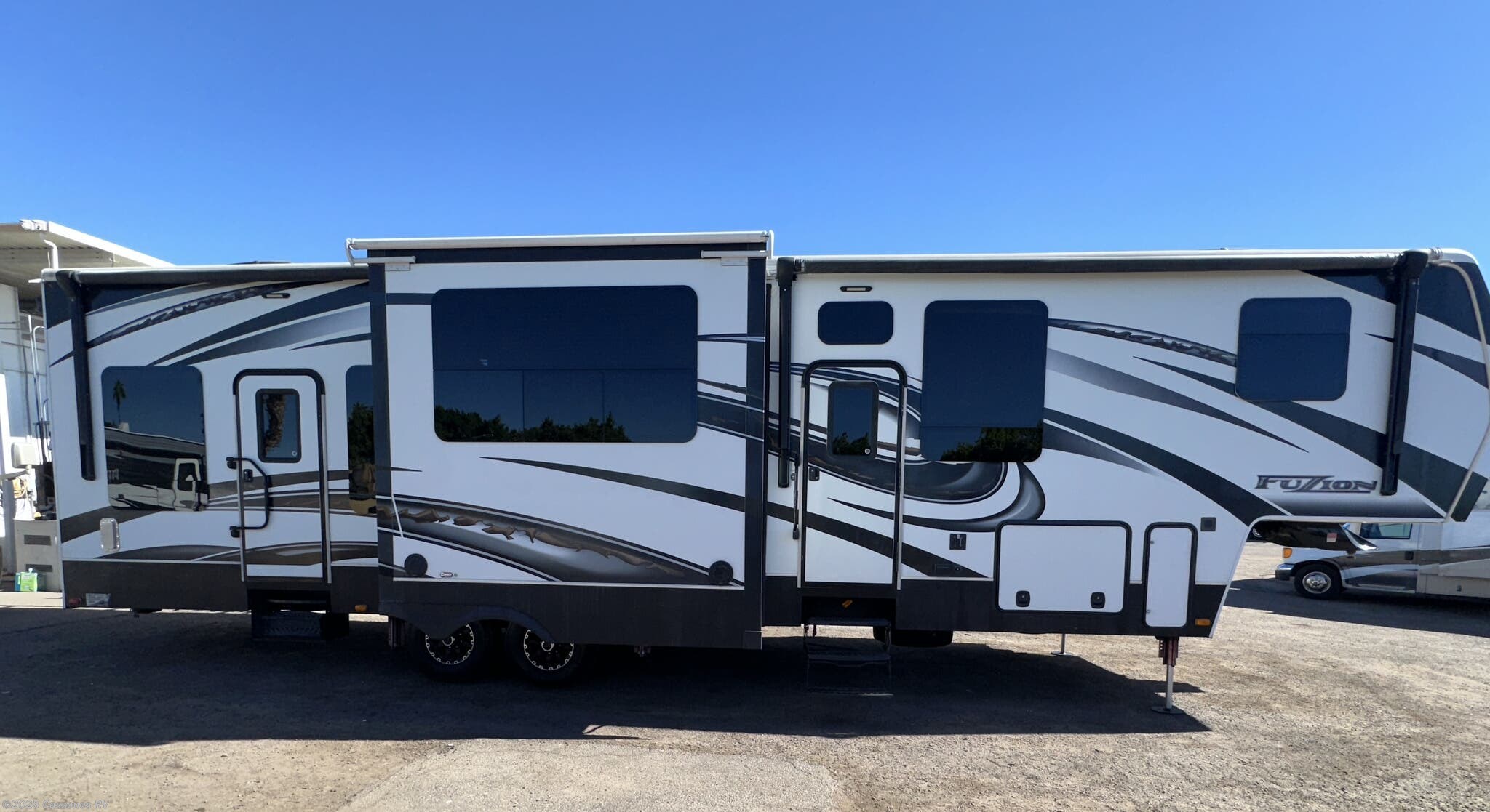 Used 2014 Keystone Fuzion M-371 available in Mesa, Arizona