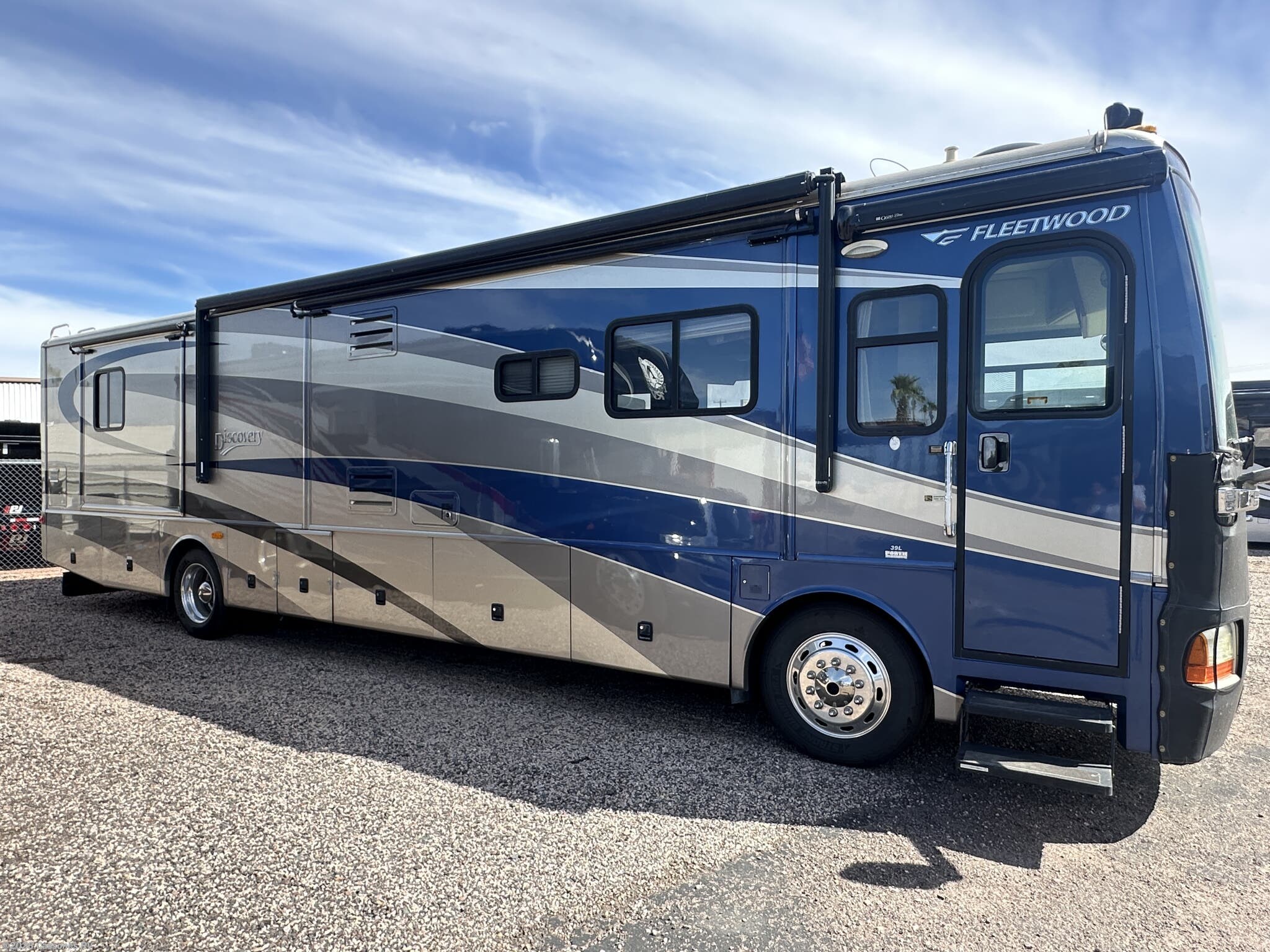 Used 2005 Fleetwood Discovery 39L available in Mesa, Arizona