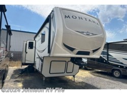 Used 2018 Keystone Montana 3560RL available in Fife, Washington