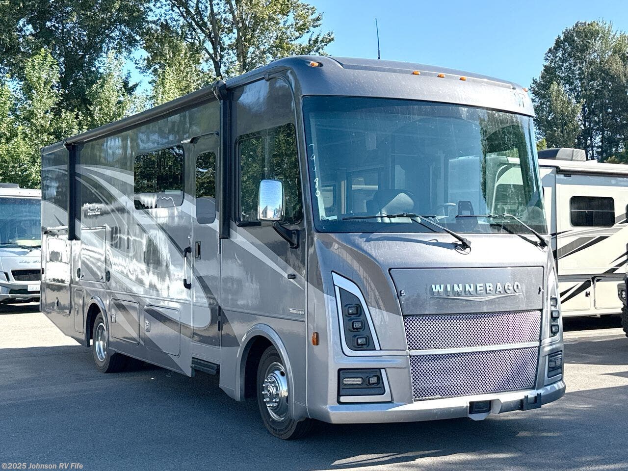 New 2025 Winnebago Sunstar 29V available in Fife, Washington