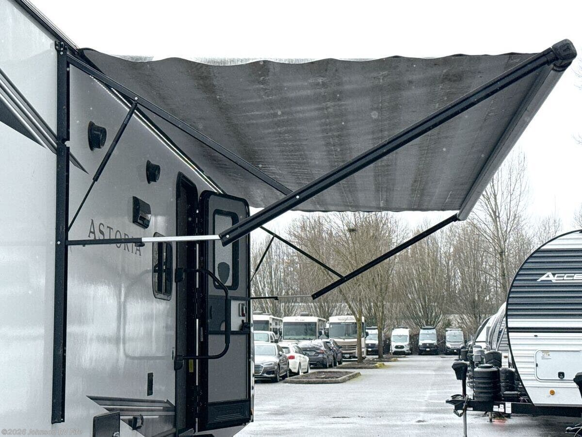 Used 2021 Dutchmen Astoria 2903BH available in Fife, Washington