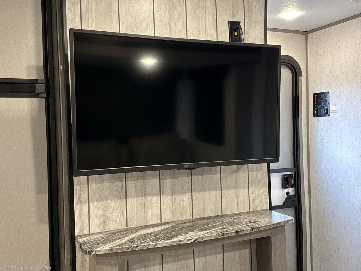 Used 2022 Dutchmen Kodiak Ultra-Lite 261RBSL available in Fife, Washington