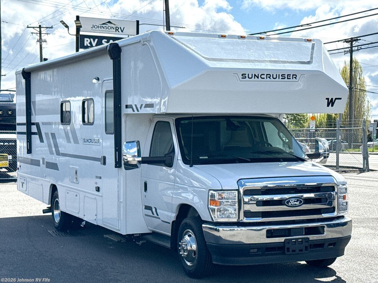 New 2027 Winnebago Suncruiser 28MB available in Fife, Washington