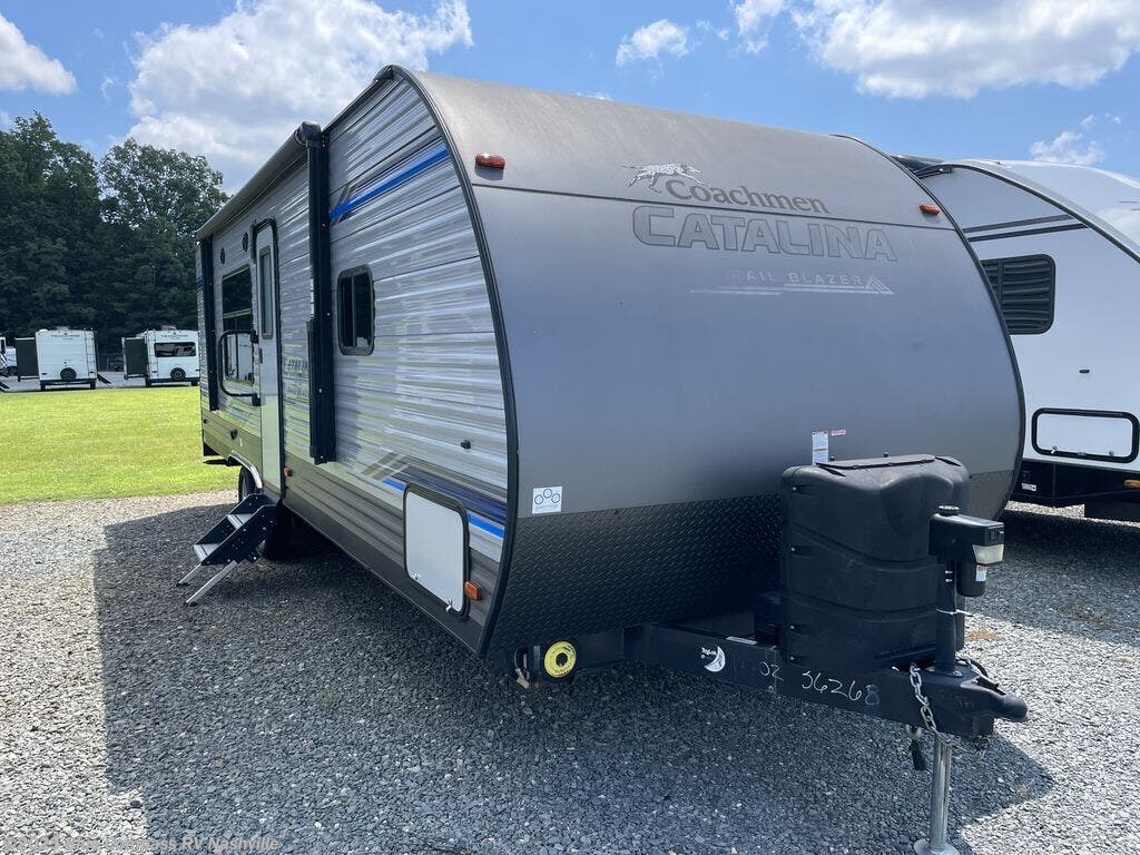 Used 2020 Coachmen Catalina Trail Blazer 26TH available in Lebanon, Tennessee