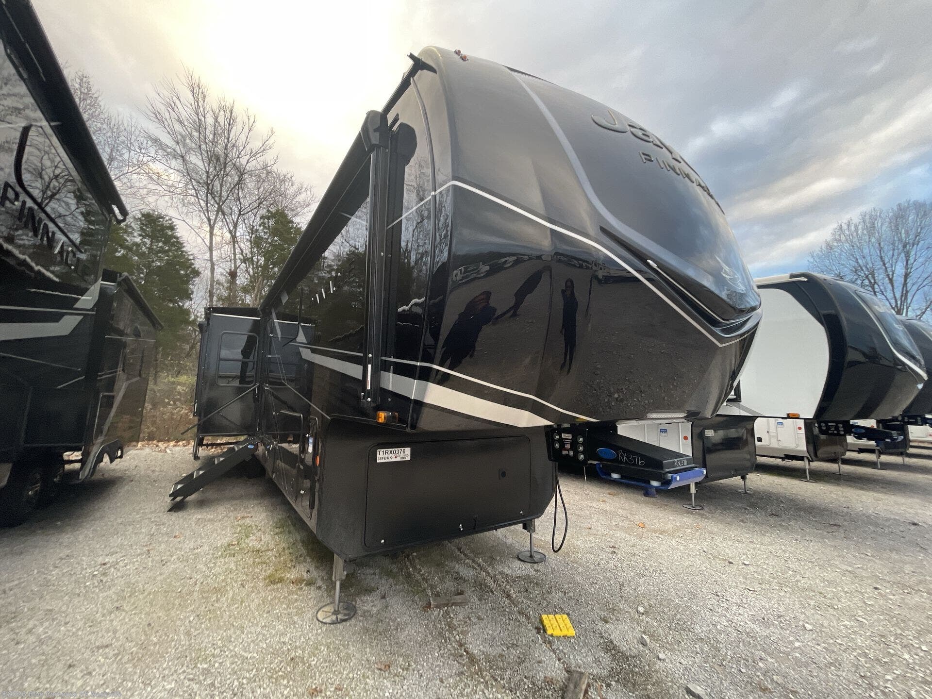 New 2026 Jayco Pinnacle 38FBRK available in Lebanon, Tennessee