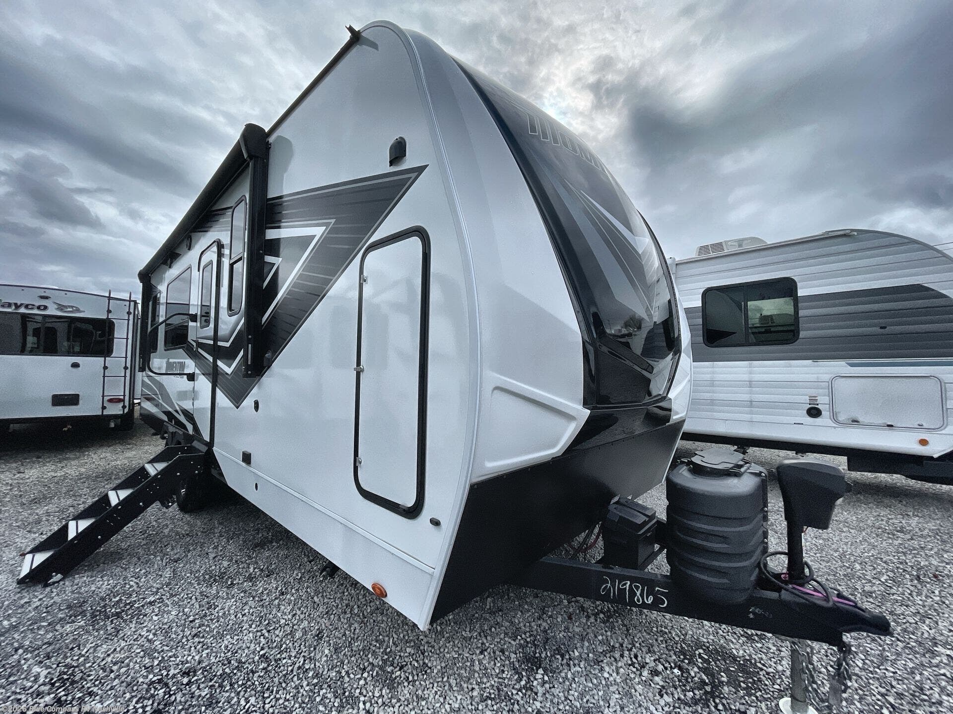 Used 2023 Grand Design Momentum G-Class 23G available in Lebanon, Tennessee