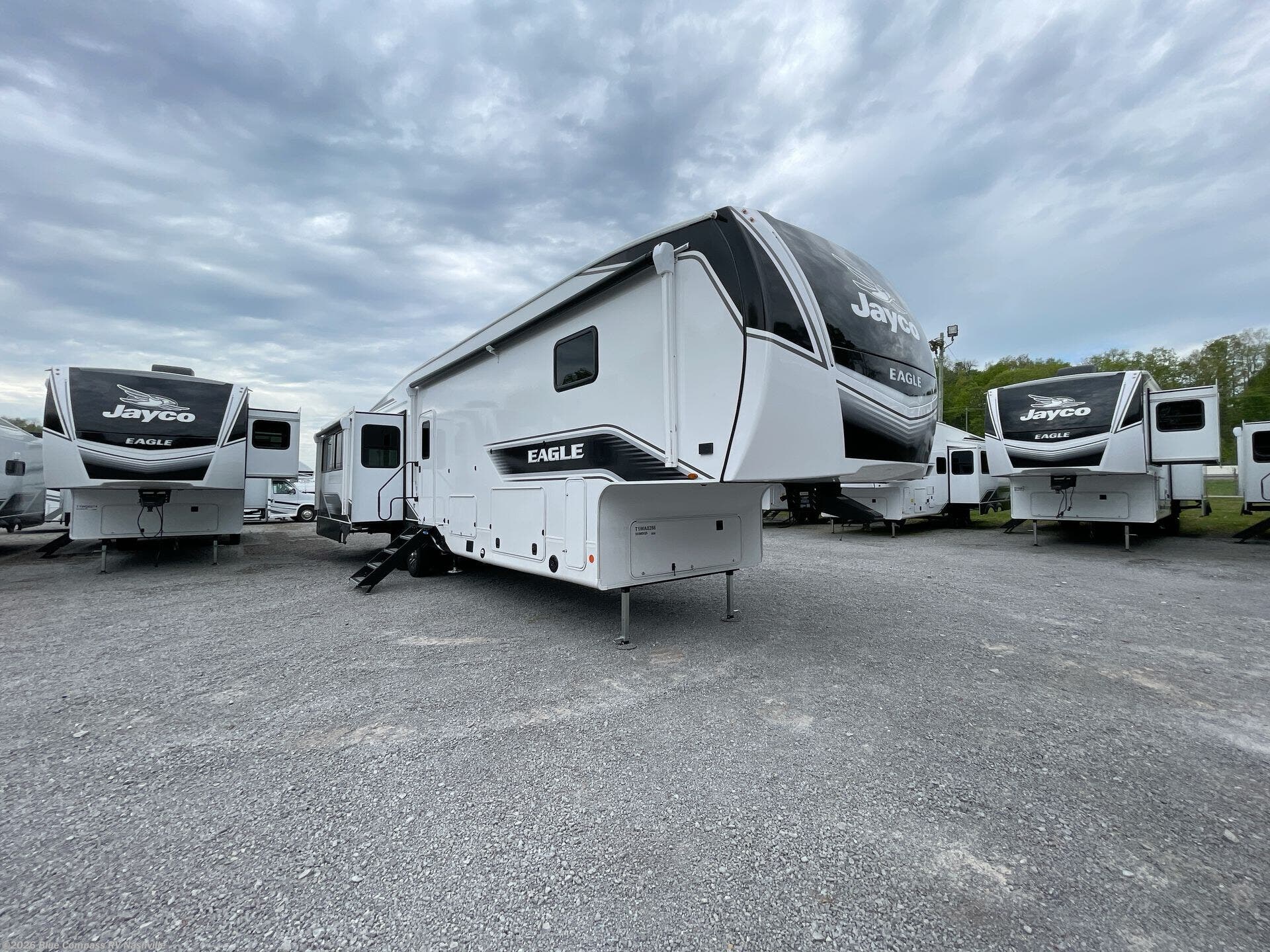 New 2026 Jayco Eagle 355MBQS available in Lebanon, Tennessee