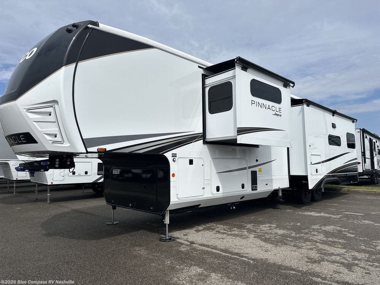 New 2027 Jayco Pinnacle 39FBRL available in Lebanon, Tennessee