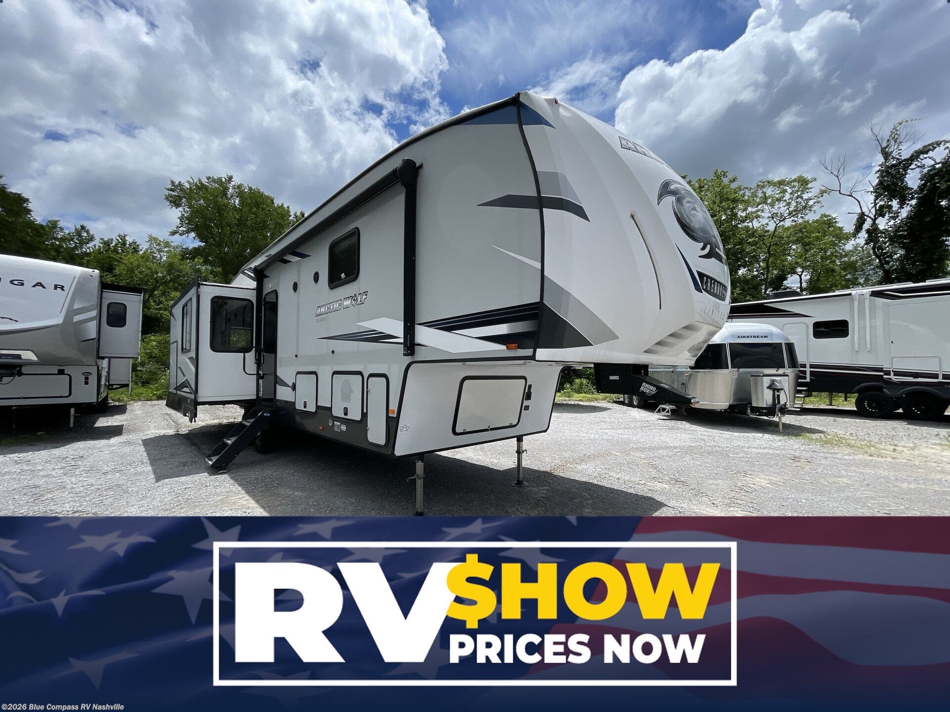 Used 2022 Forest River Cherokee Arctic Wolf Suite 3550 available in Lebanon, Tennessee