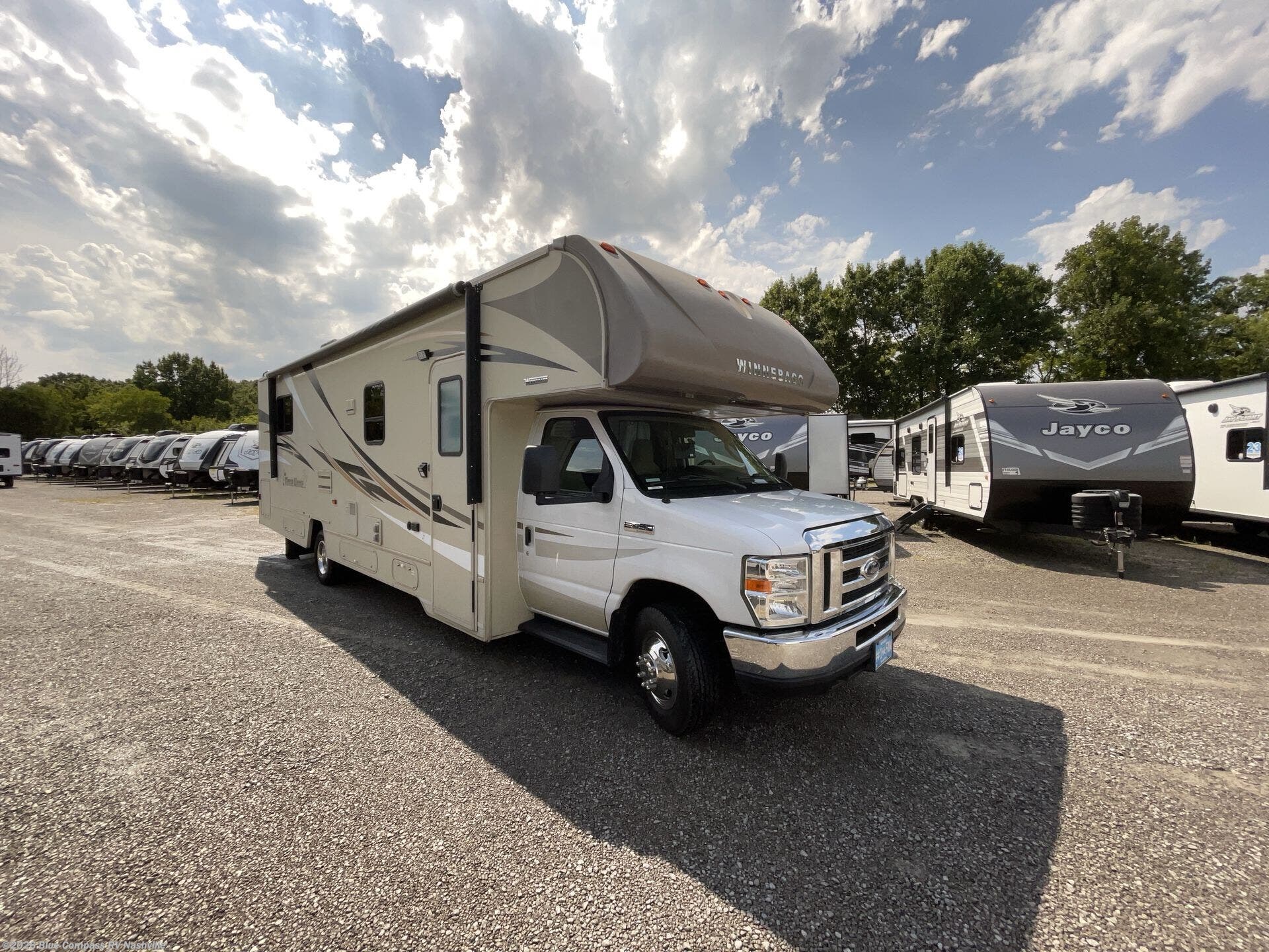 Used 2019 Winnebago Minnie Winnie 31K available in Lebanon, Tennessee