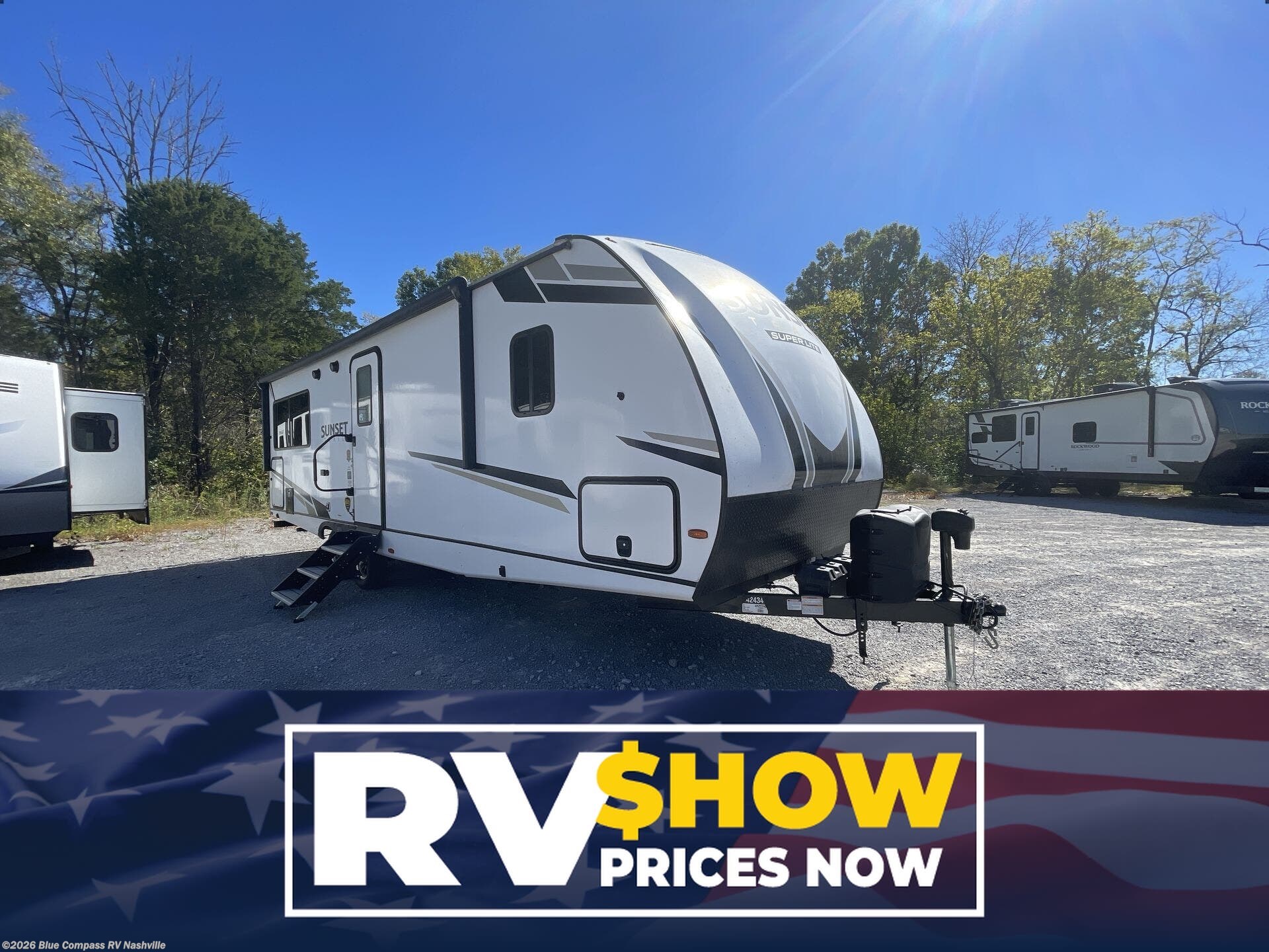 Used 2022  CrossRoads Sunset Trail SS268RL by CrossRoads from Blue Compass RV Nashville in Lebanon, TN