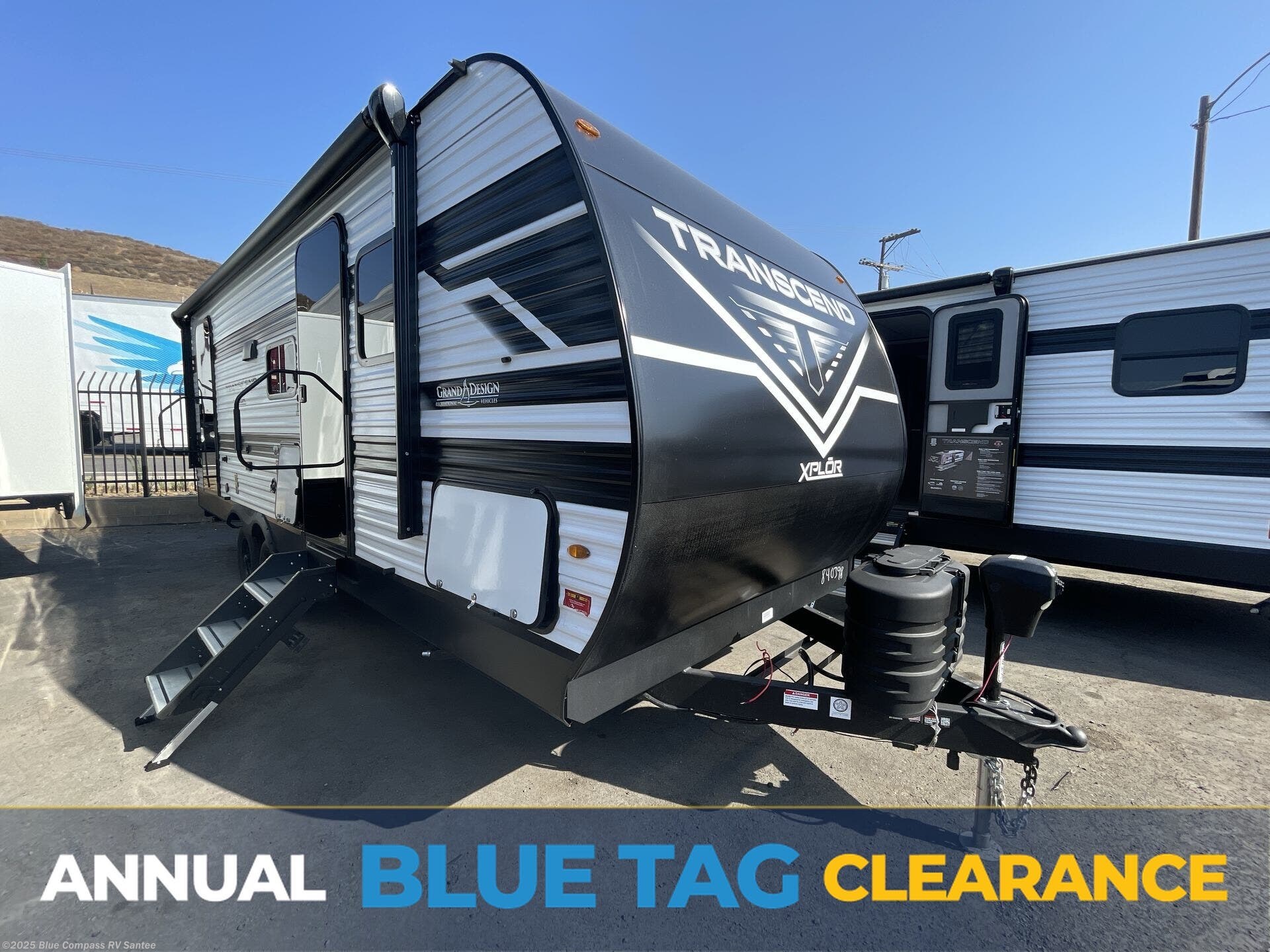 New 2025 Grand Design Transcend Xplor 23BHX available in Santee, California