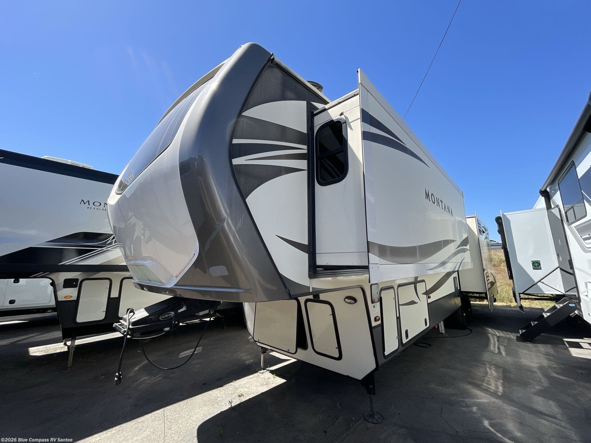 Used 2018 Keystone Montana 3810MS available in Santee, California