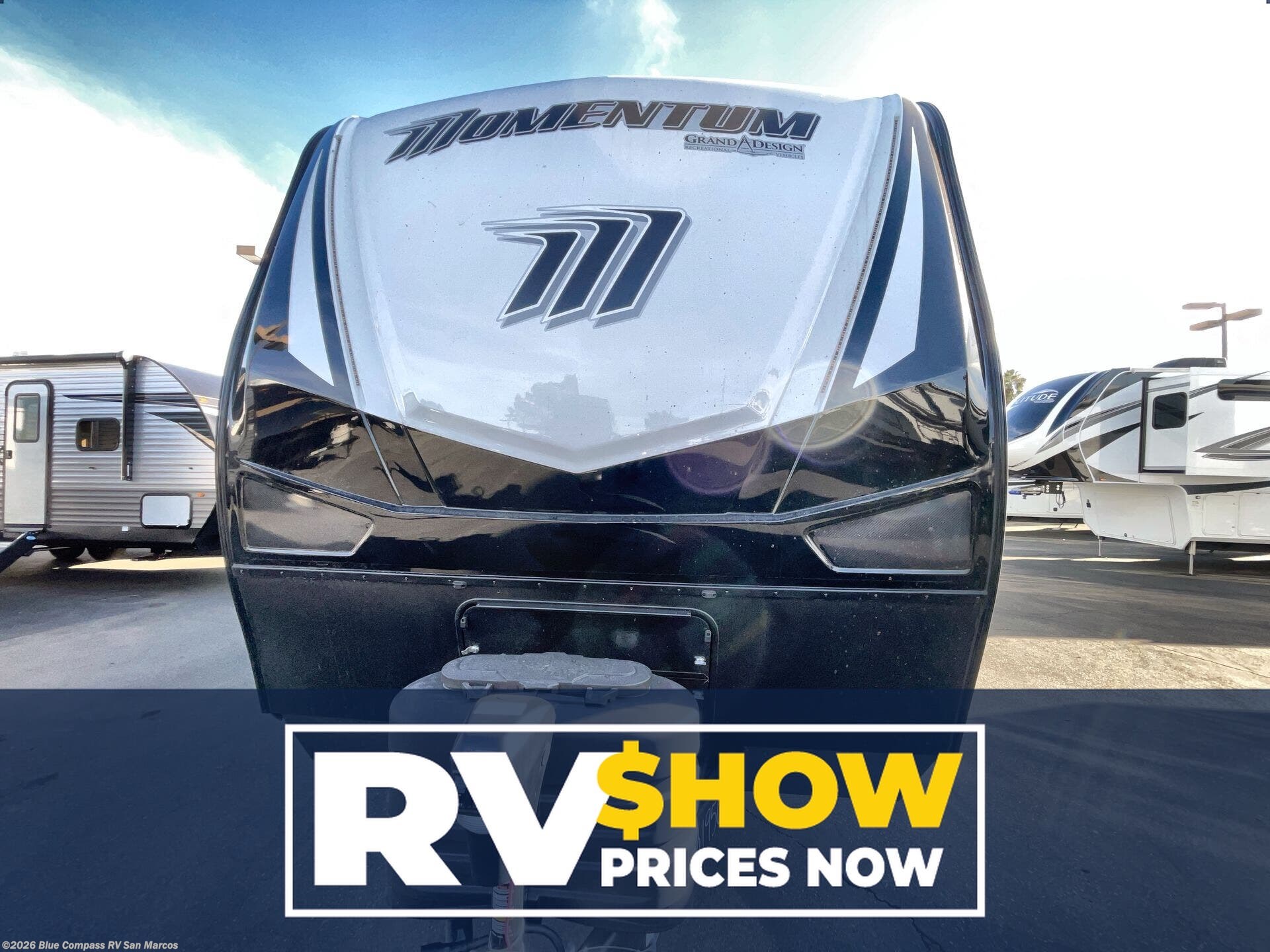 New 2025 Grand Design Momentum G-Class 27G available in San Marcos, California