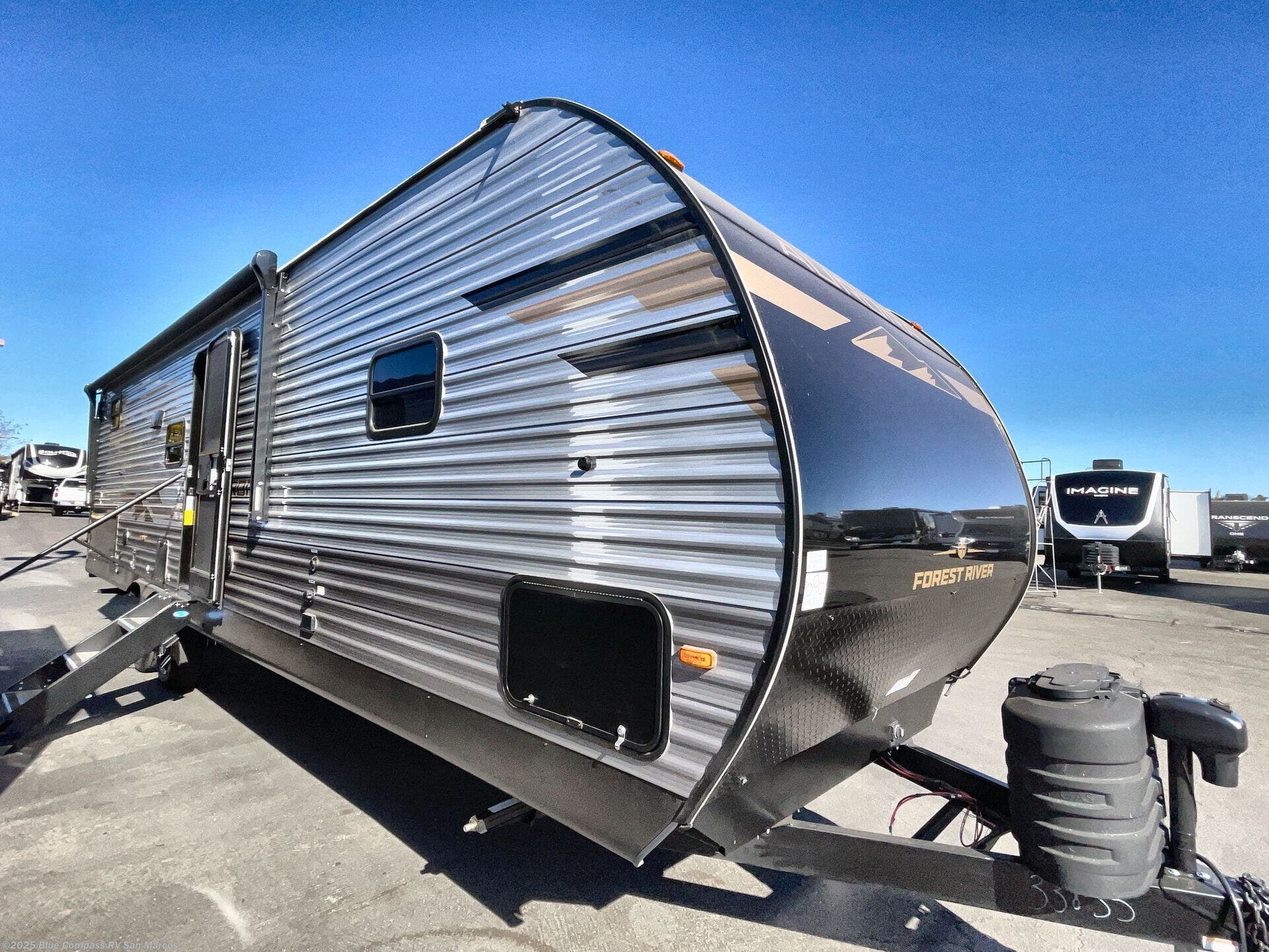 New 2025 Forest River Aurora 29TQS available in San Marcos, California