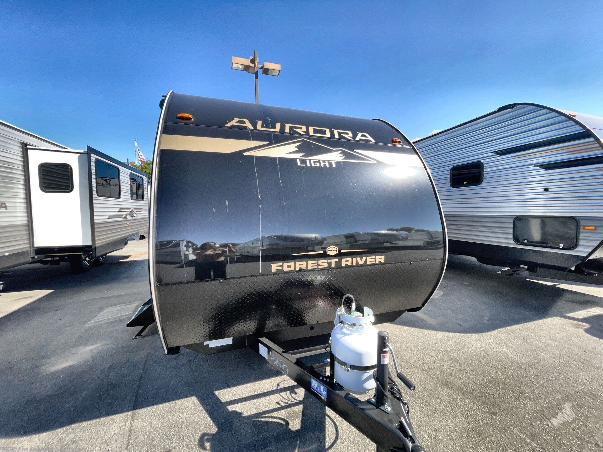 New 2025 Forest River Aurora Light 18BHS available in San Marcos, California