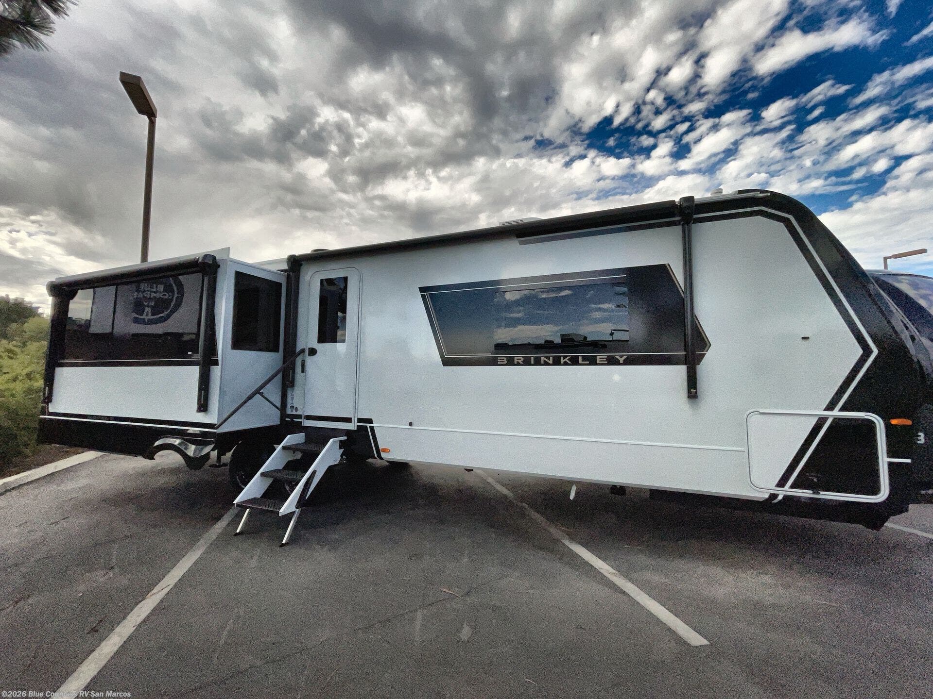 New 2026 Brinkley RV Model Z AIR 310 available in San Marcos, California