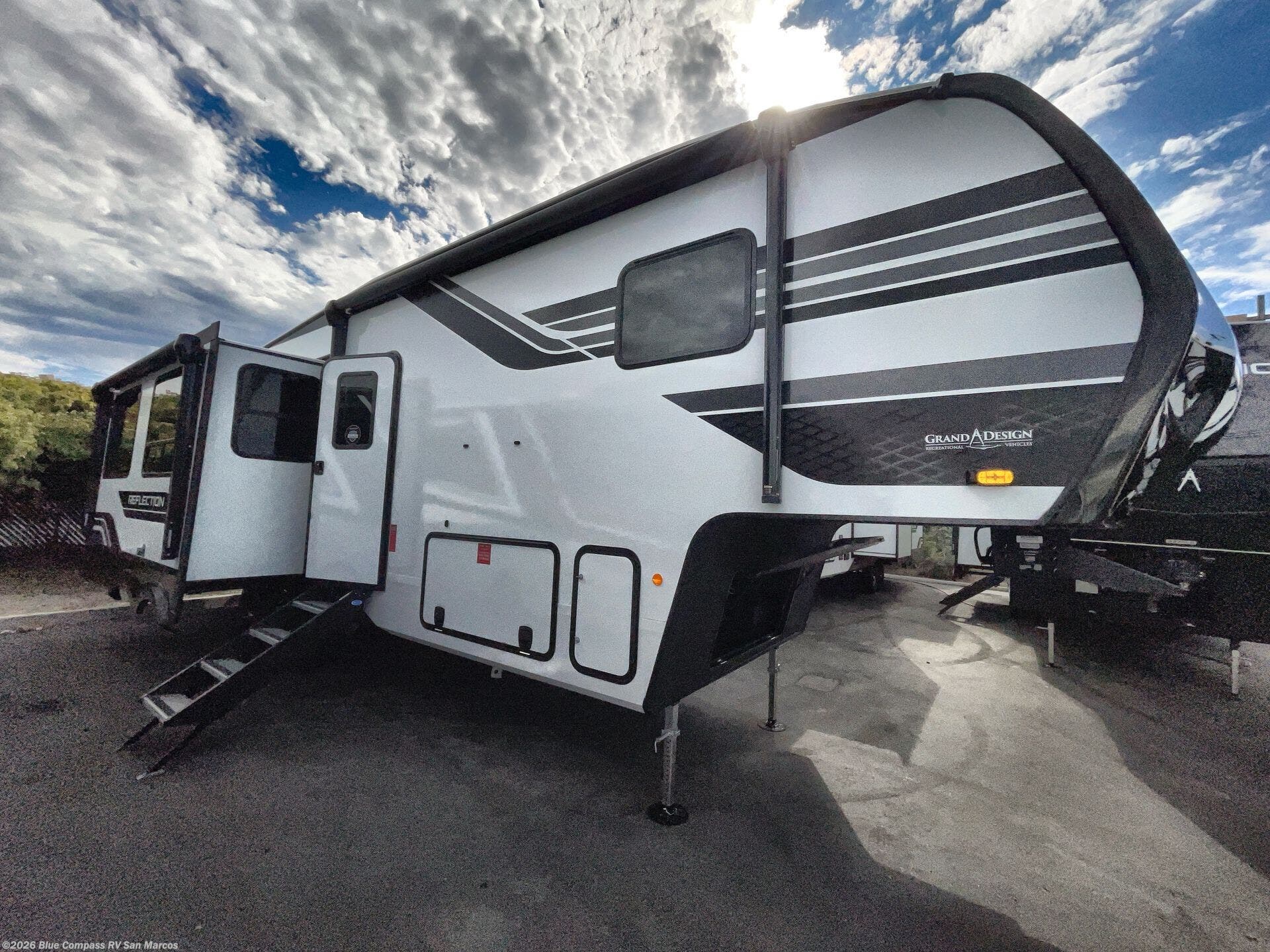 New 2026 Grand Design Reflection 303RLS available in San Marcos, California