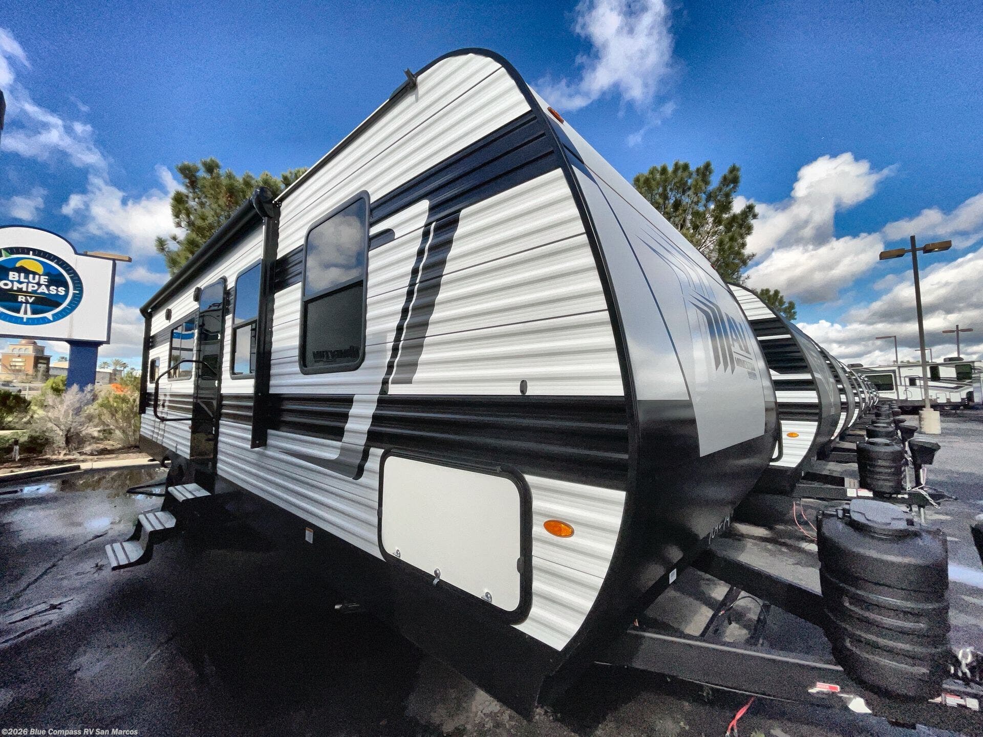 New 2026 Grand Design Momentum MAV 27MAV available in San Marcos, California
