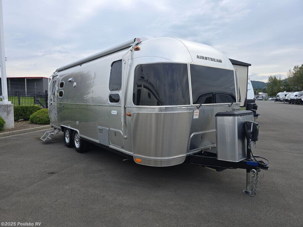 Used 2020 Airstream Flying Cloud 25FB available in Mount Vernon, Washington