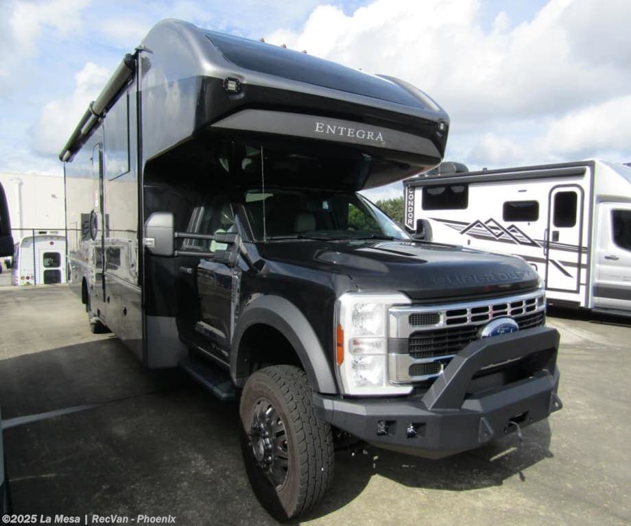 New 2026 Entegra Coach Accolade XT 35L available in Phoenix, Arizona