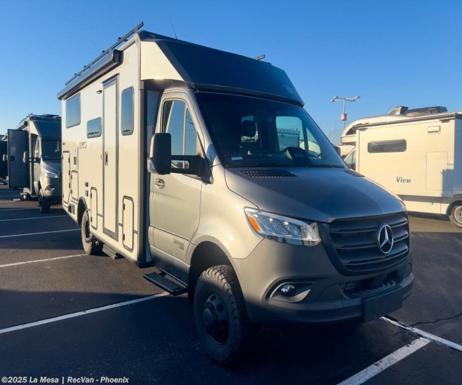 New 2026 Winnebago Ekko WM623B-L available in Phoenix, Arizona