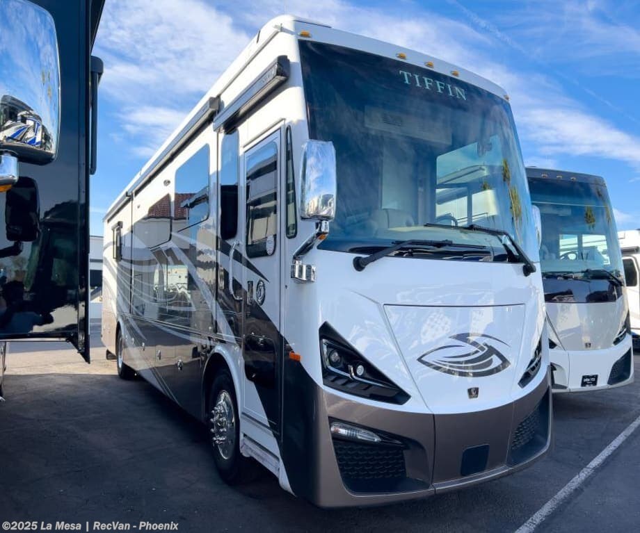 New 2026 Tiffin Phaeton 40IH available in Phoenix, Arizona