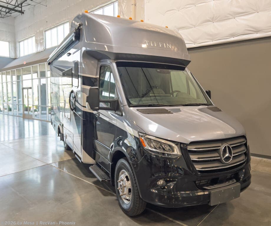 Used 2026 Tiffin Wayfarer 25XRW available in Phoenix, Arizona