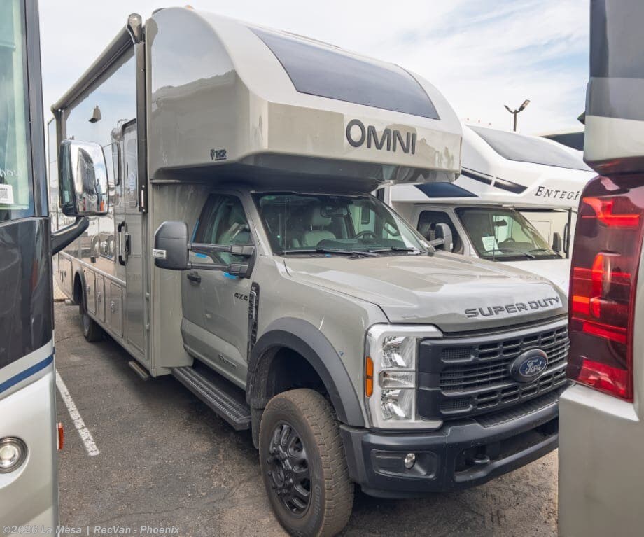 New 2027 Thor Motor Coach Omni Z30 available in Phoenix, Arizona