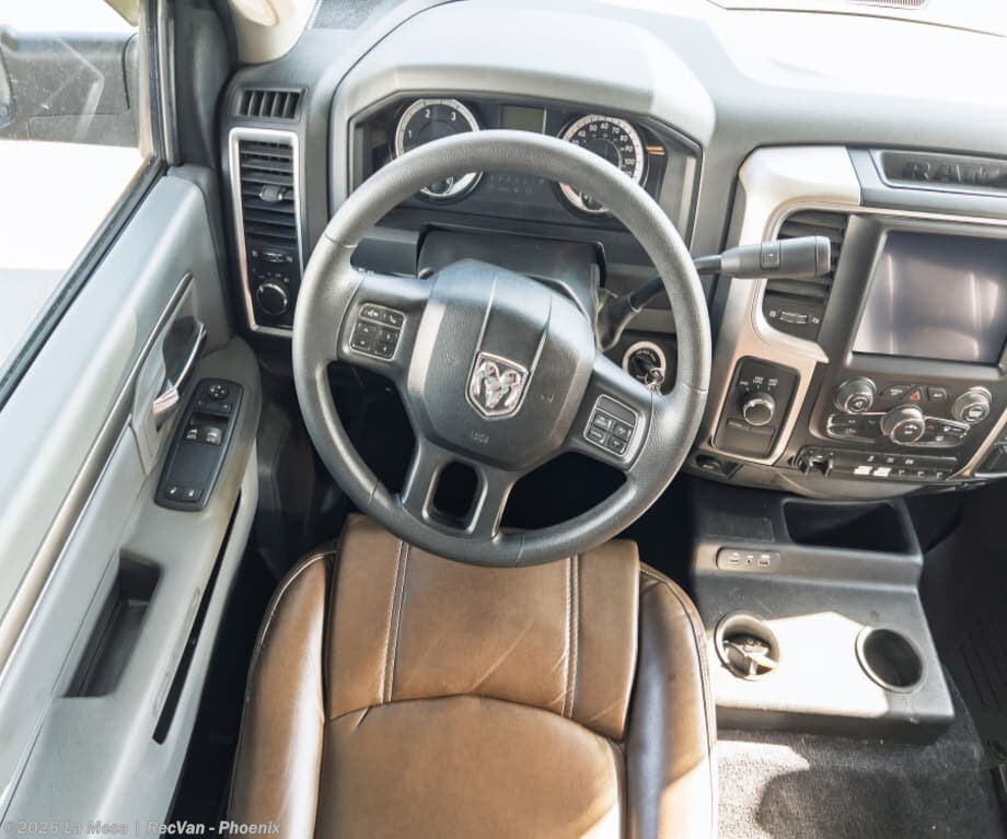 Used 2019 Dynamax Corp  ISATA SERIES 5 30FWD 4X4 available in Phoenix, Arizona