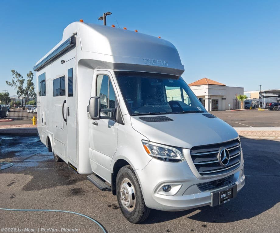 New 2027 Tiffin Wayfarer 25XLW available in Phoenix, Arizona
