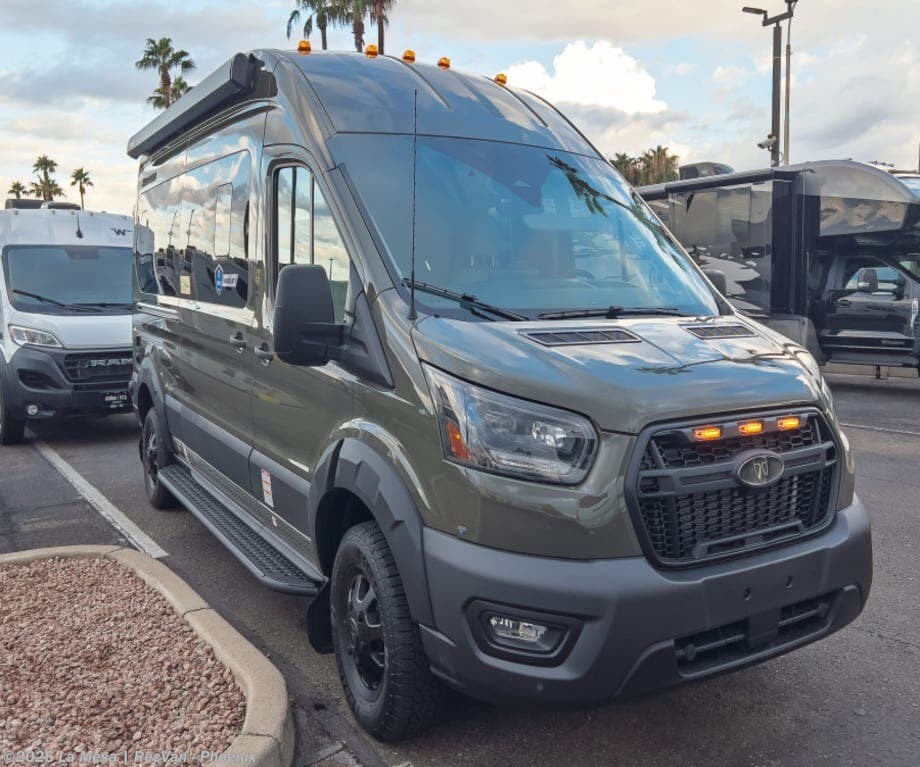 New 2027 Thor Motor Coach Palladium 1921-P available in Phoenix, Arizona