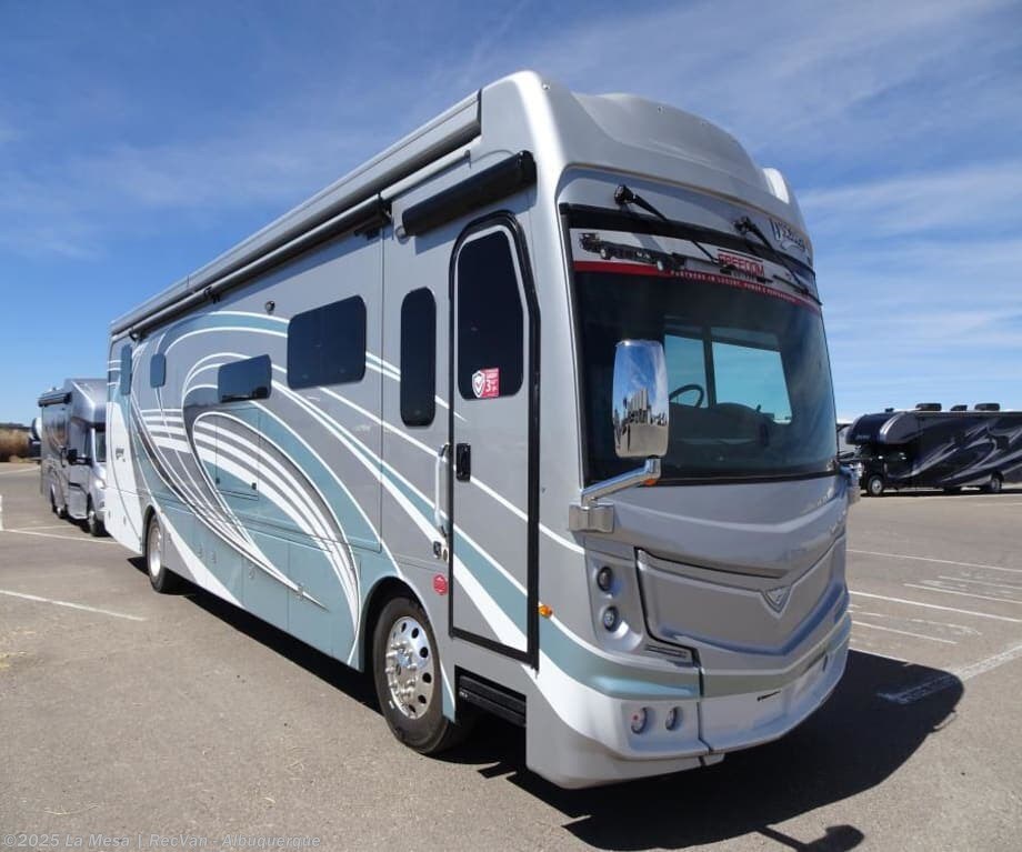 New 2025 Fleetwood Discovery LXE 40M-LXE available in Albuquerque, New Mexico