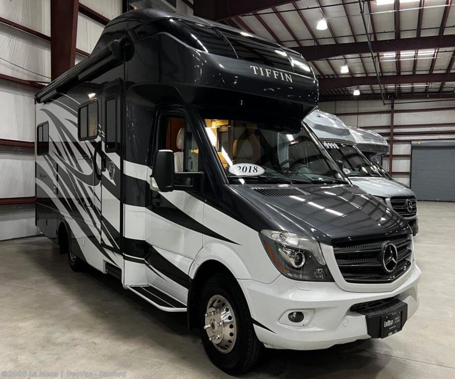 Used 2018 Tiffin Wayfarer 24BW available in Sanford, Florida